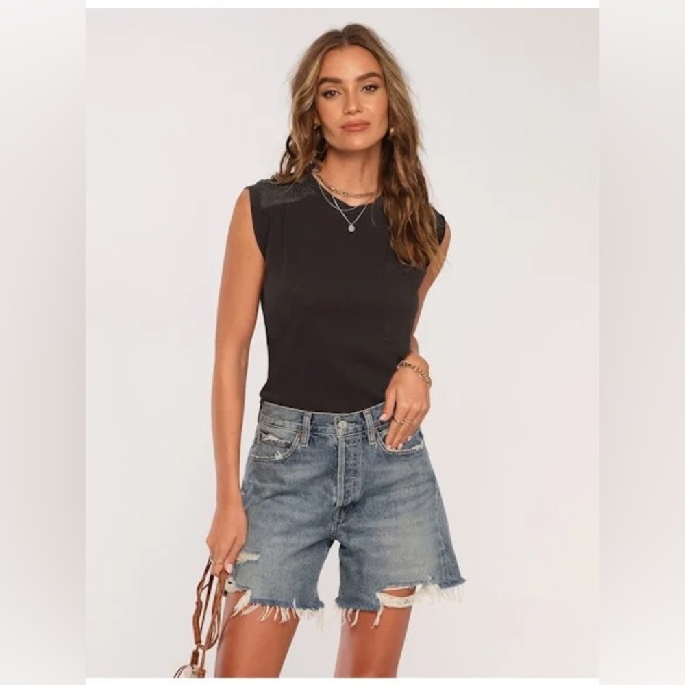 NEW Heartloom Nellie Tee